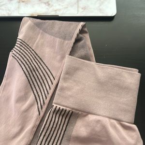 Seamless Compression Leggings